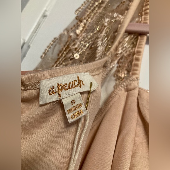 Sequin Embellished Dress - Picture 3 of 7